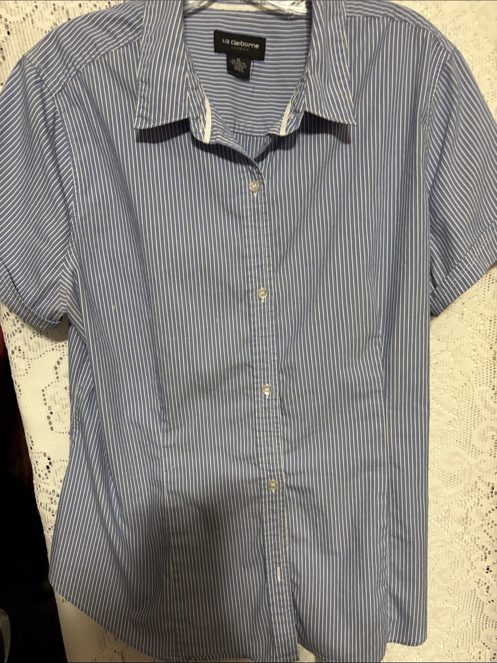 Liz Claiborne Blue and White Striped Short-Sleeve Button-Down Shirt